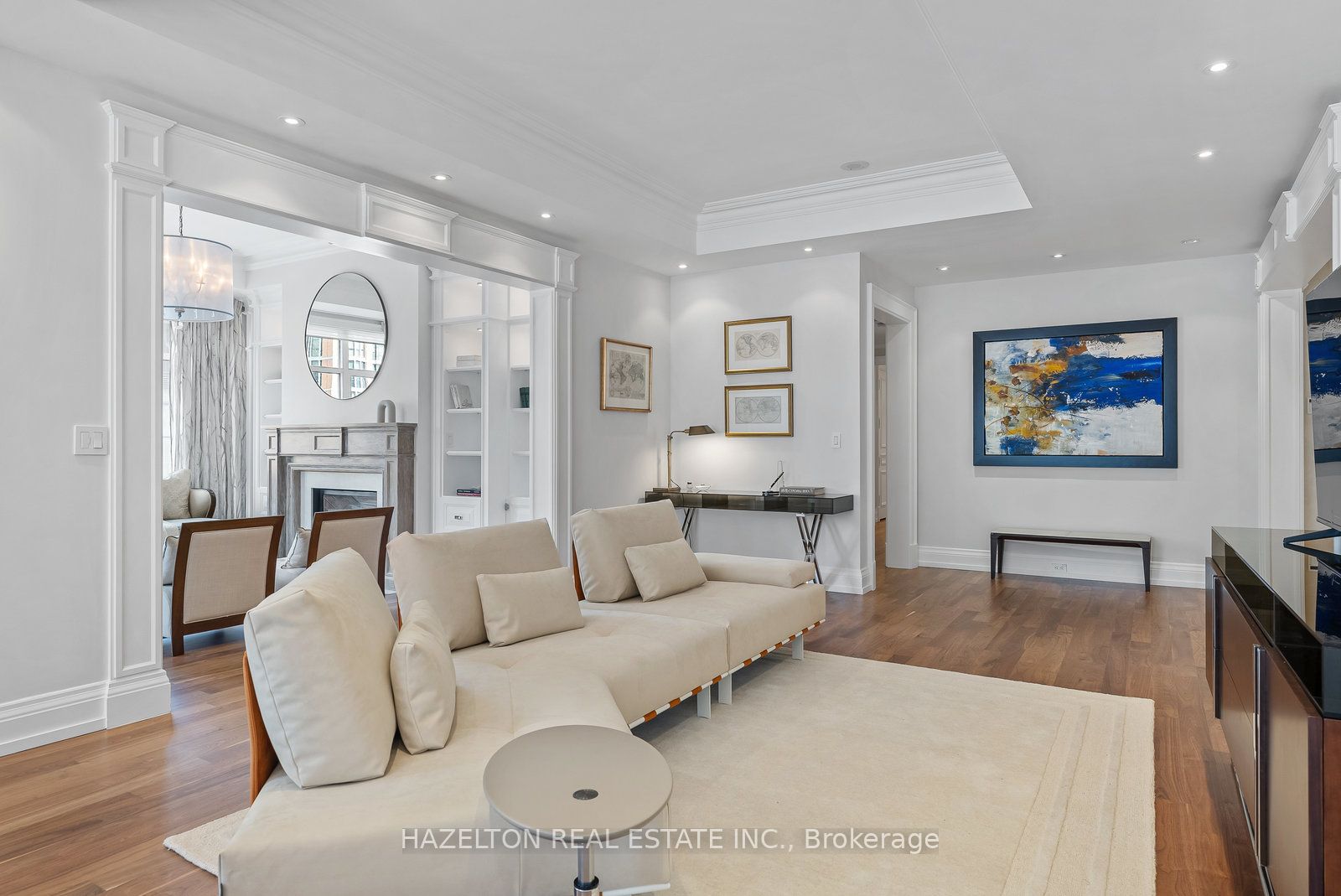 1 St Thomas St, #9C