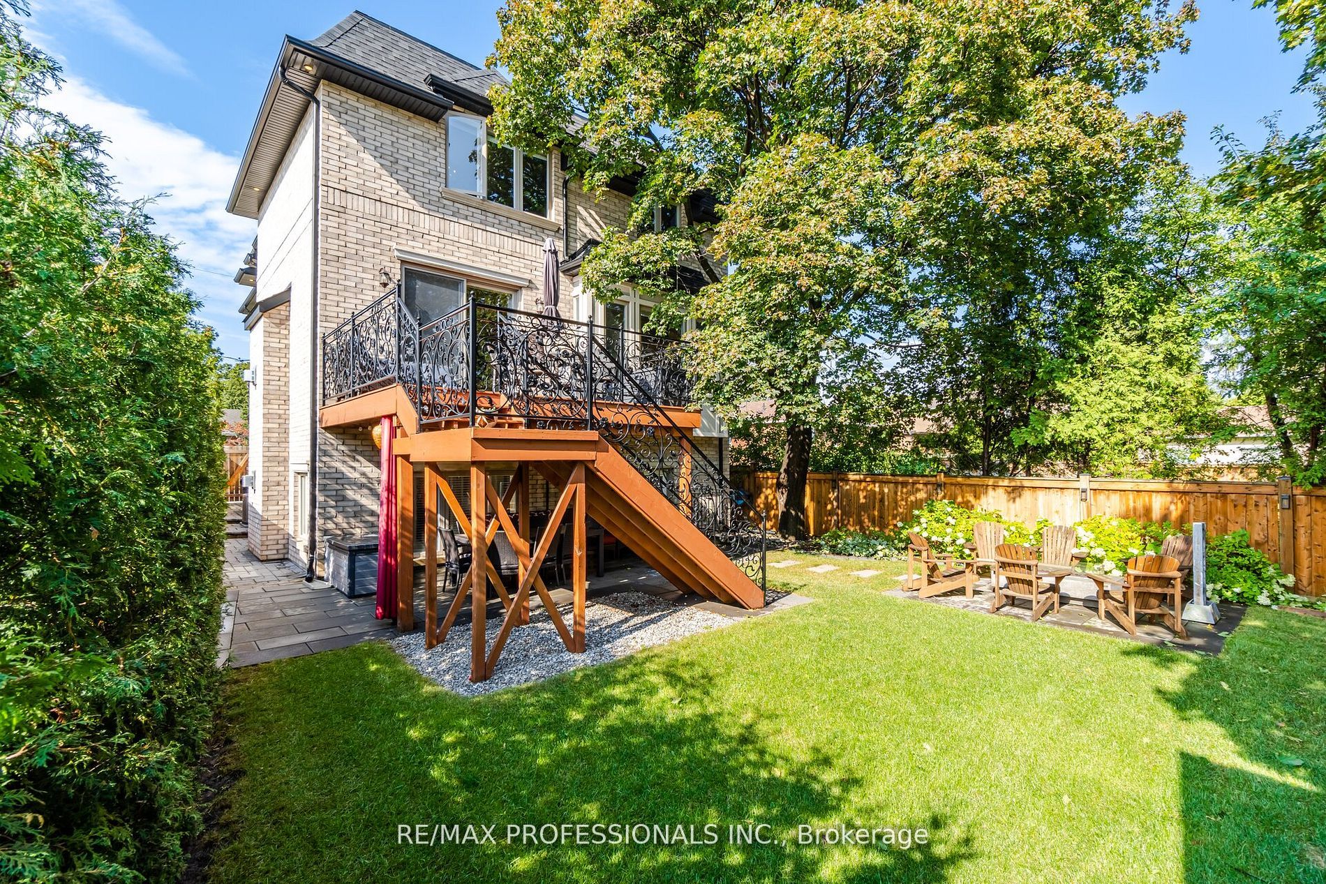 513 Hounslow Ave