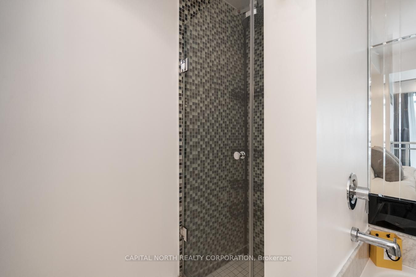 21 Nelson St, #Lph08