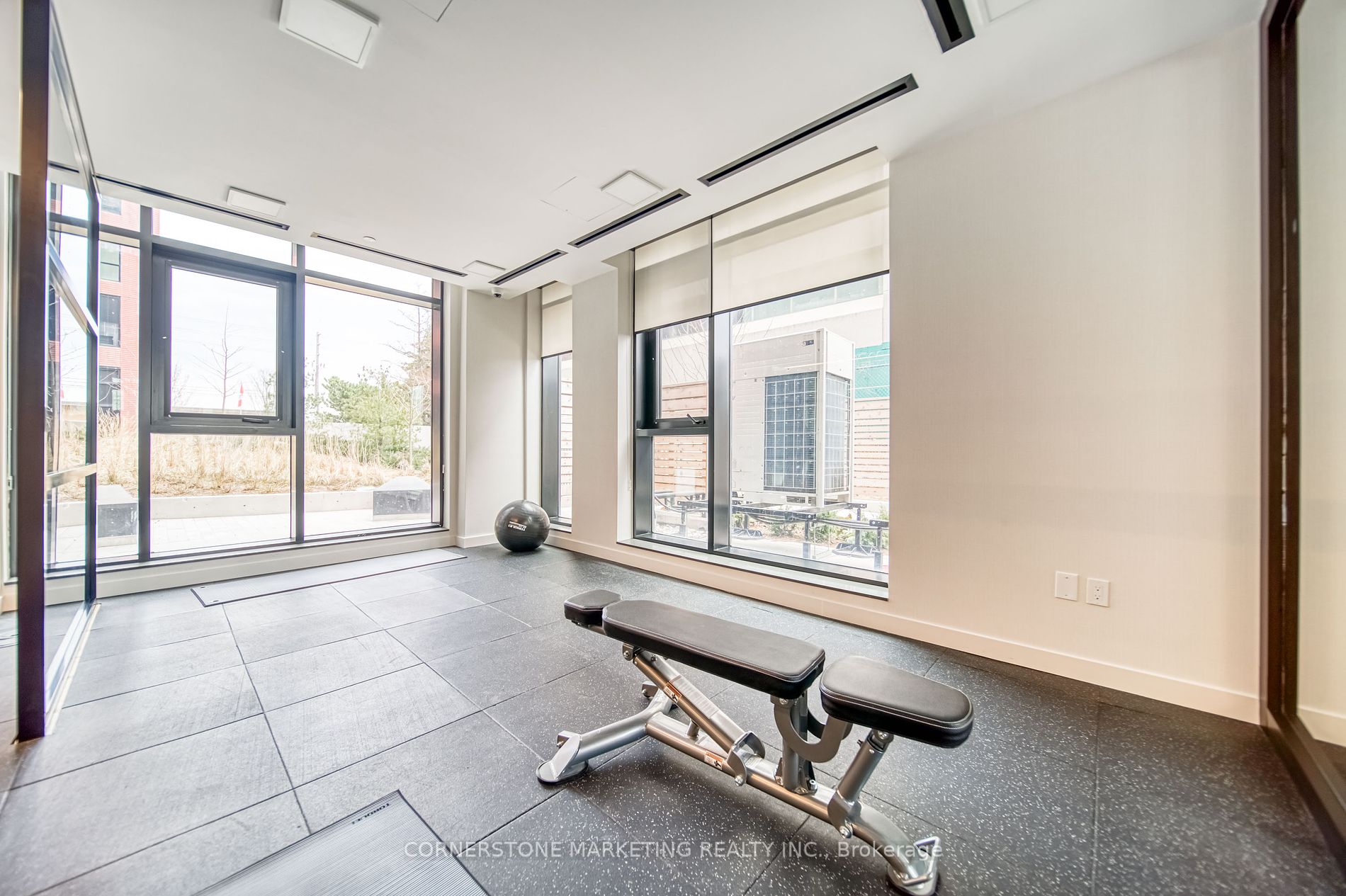 8 Tippett Rd, #102