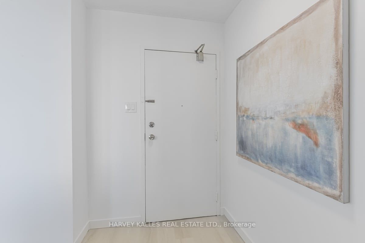 205 Hilda Avenue, #1003