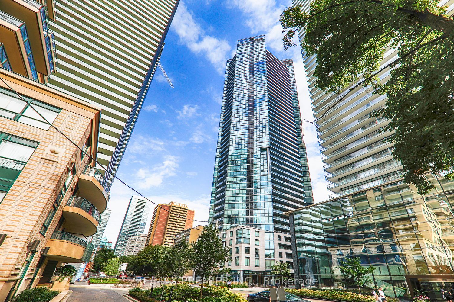 45 Charles St E, #3106