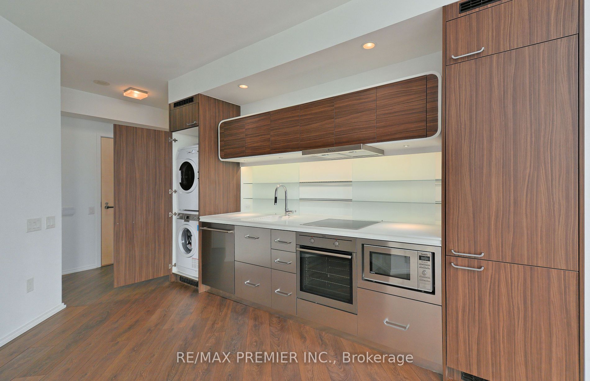 45 Charles St E, #3106