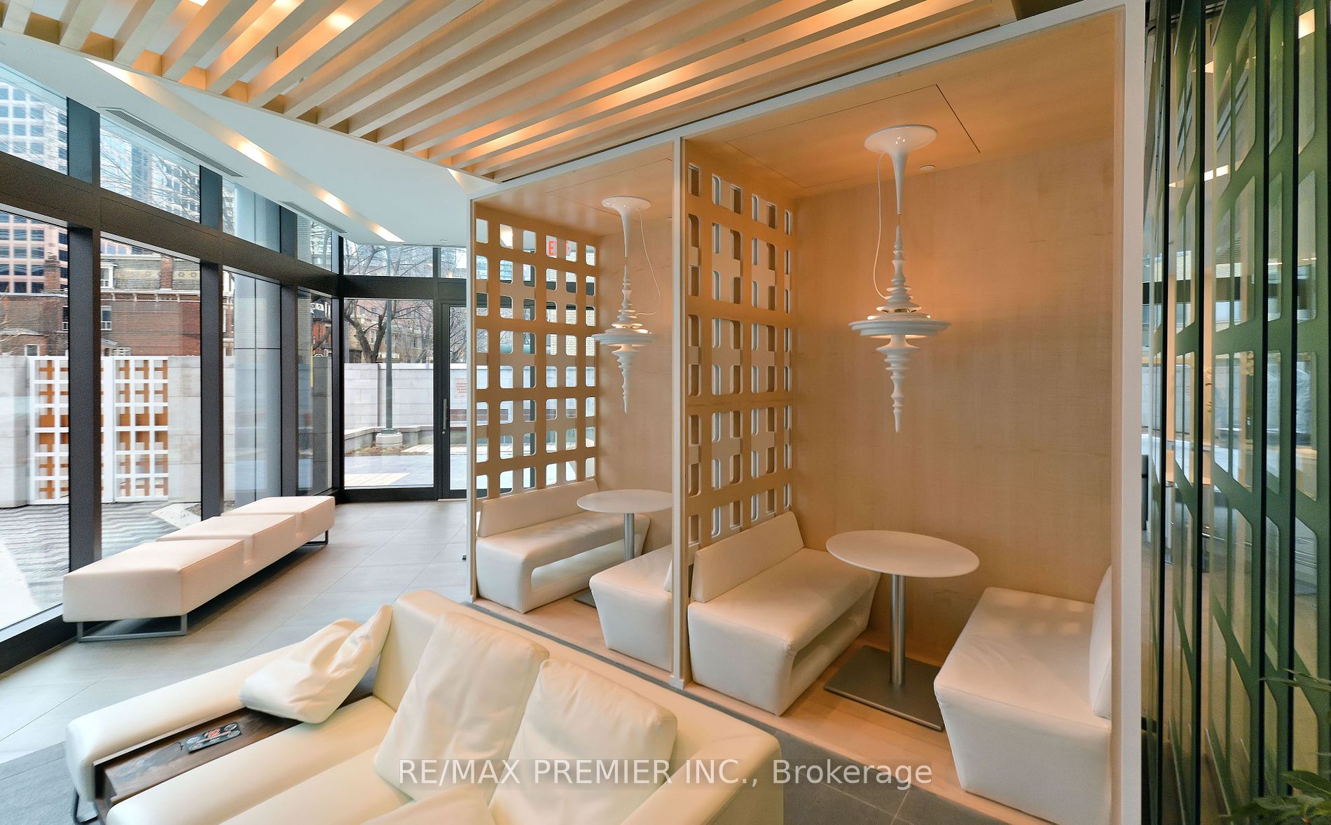 45 Charles St E, #3106