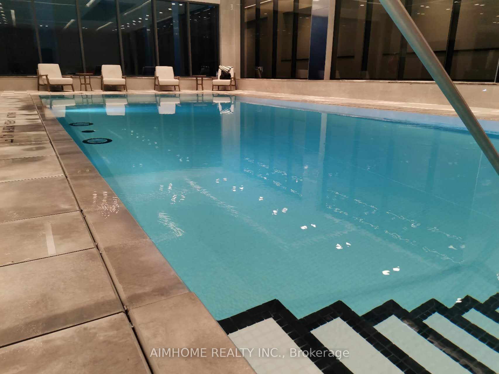 395 Bloor St E, #3407