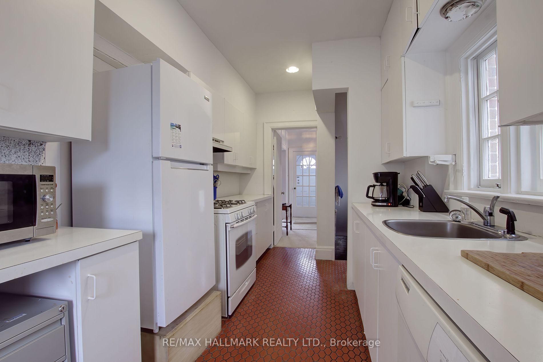 49 Astley Avenue