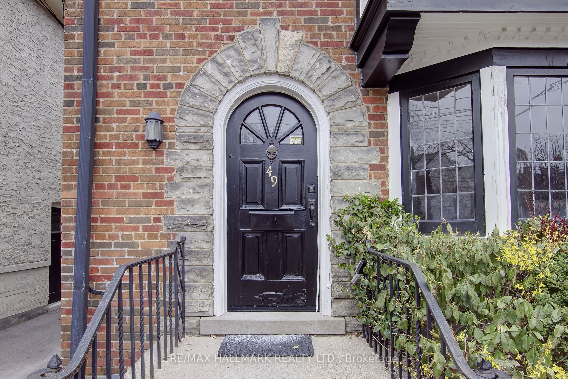 49 Astley Avenue