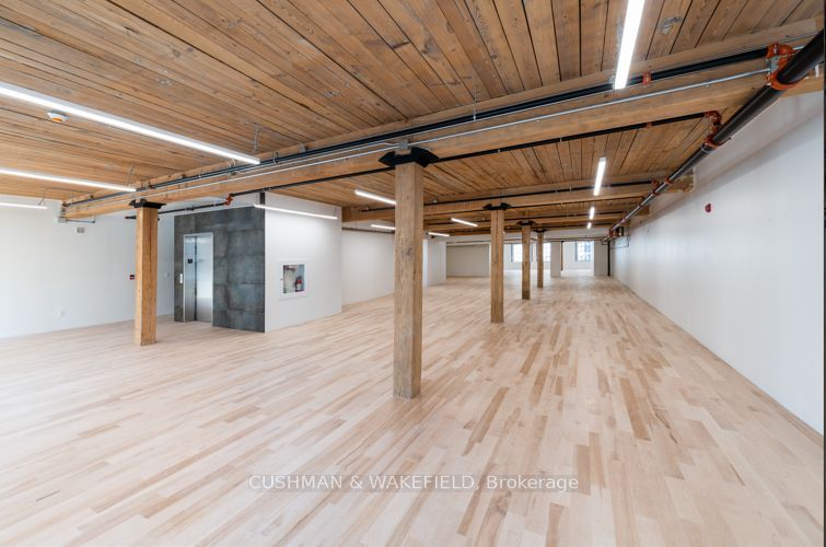 577 Yonge Street, #3rd Fl