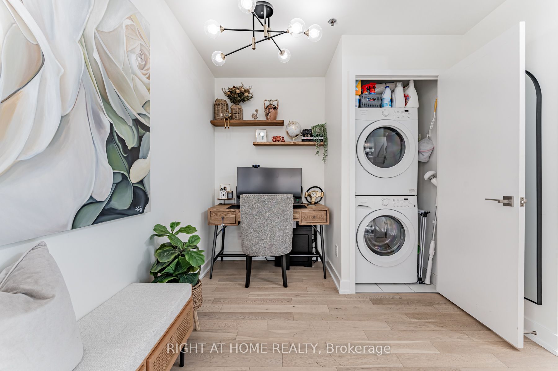 20 Minowan Miikan Lane, #1803
