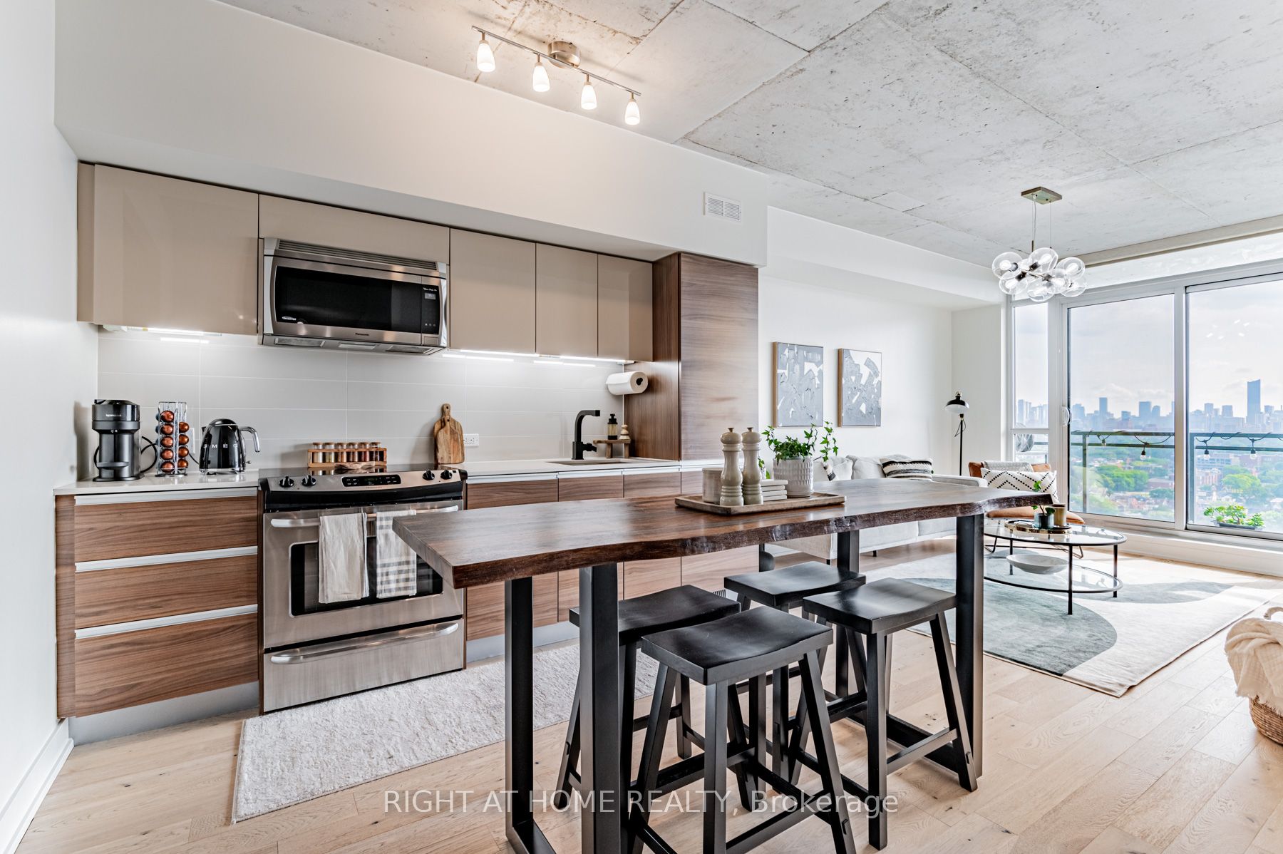 20 Minowan Miikan Lane, #1803