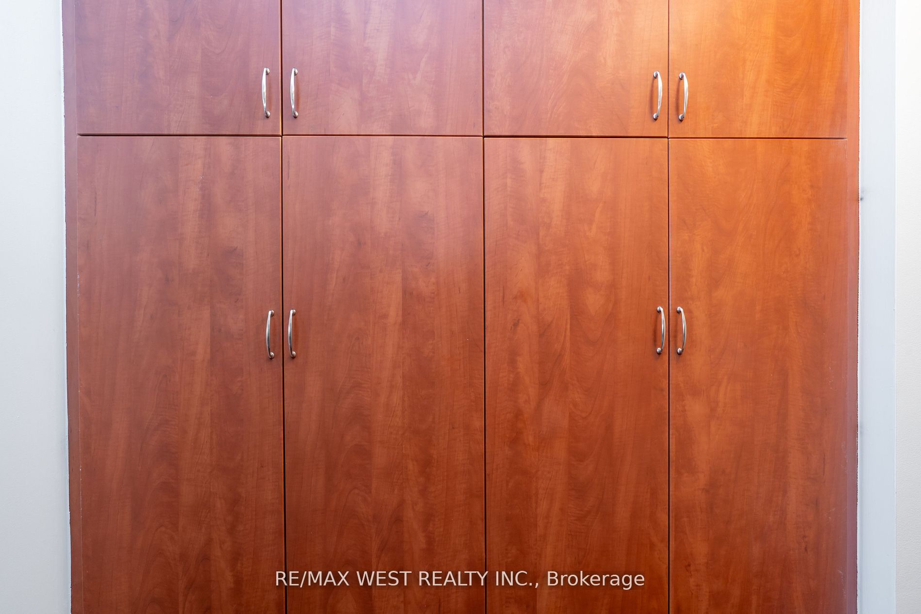 27 Rean Drive #522