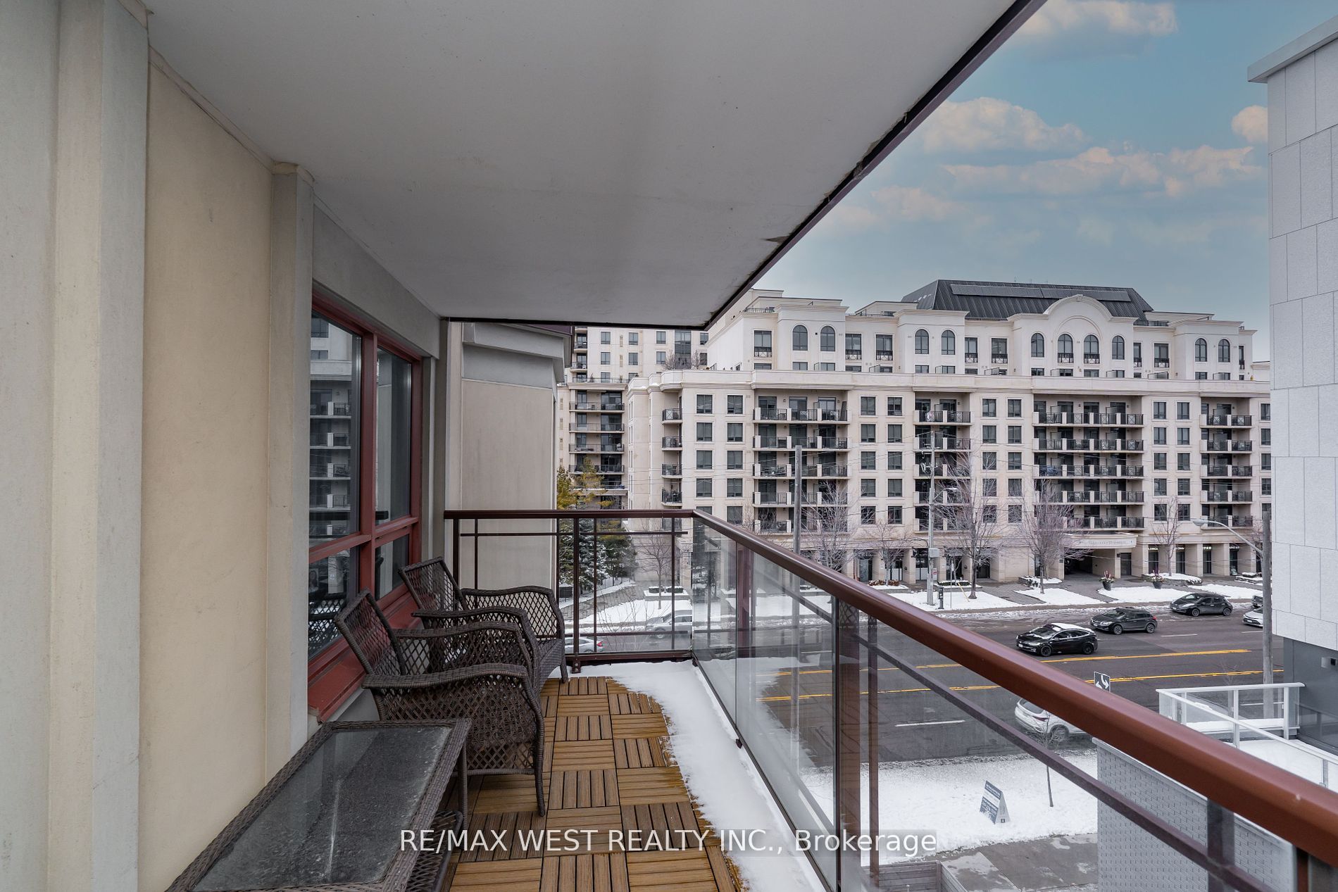 27 Rean Drive #522