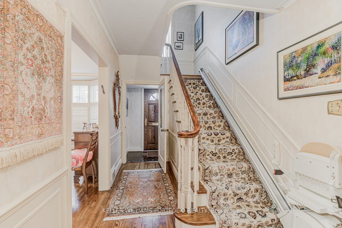 242 Forest Hill Road