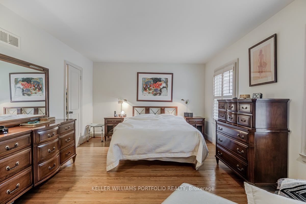 242 Forest Hill Road