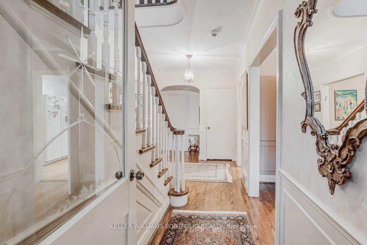 242 Forest Hill Road