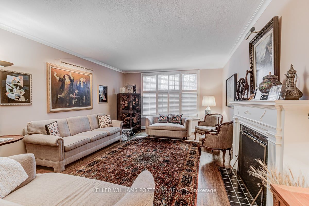 242 Forest Hill Road