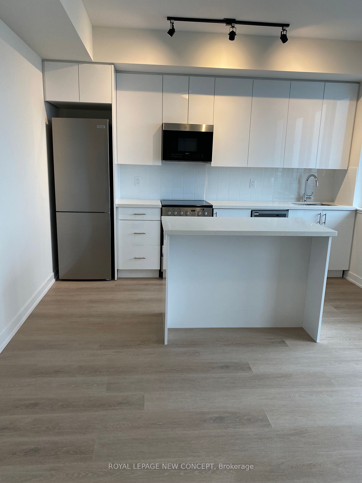 15 Ellerslie Ave, #3009