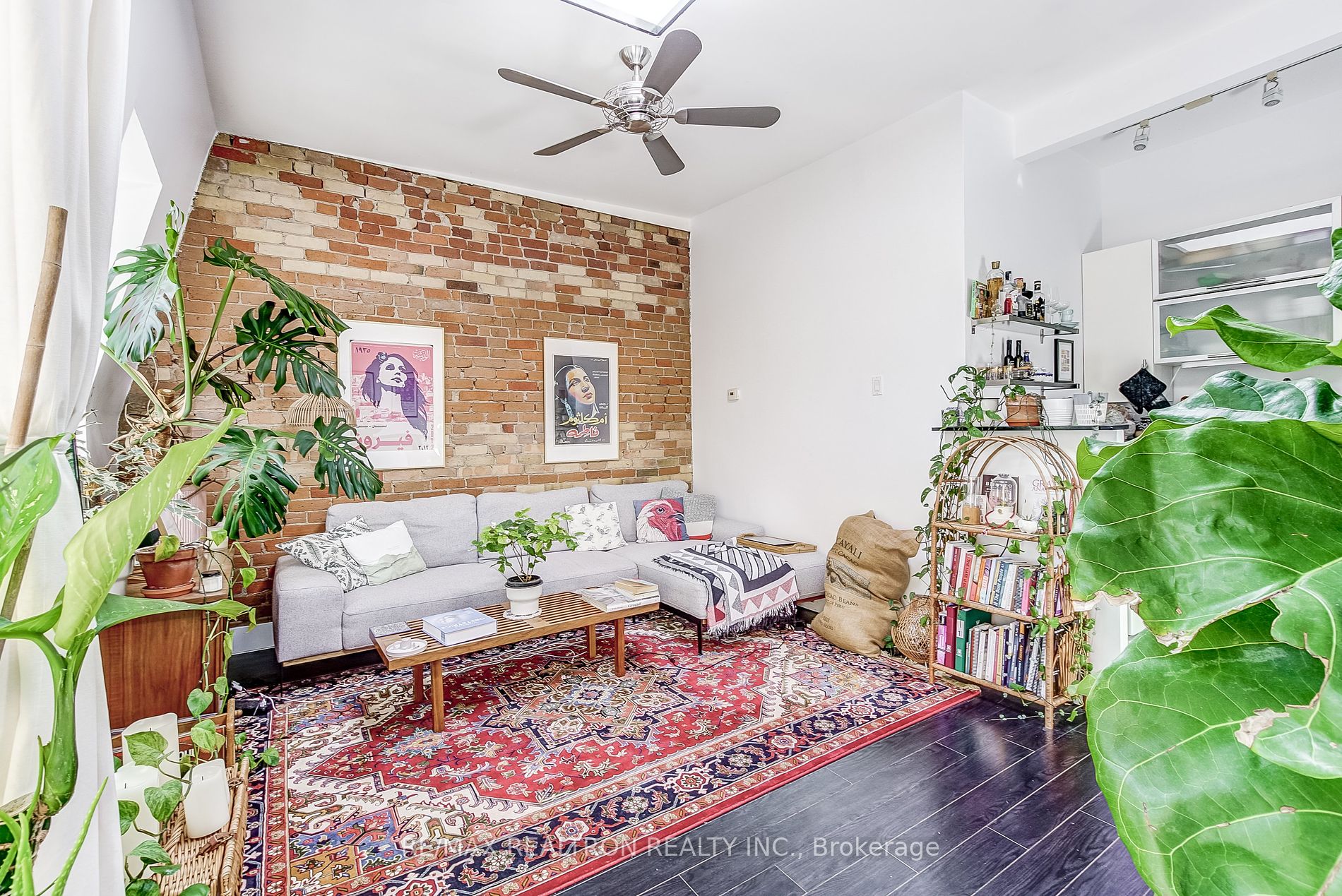 31 Rose Avenue