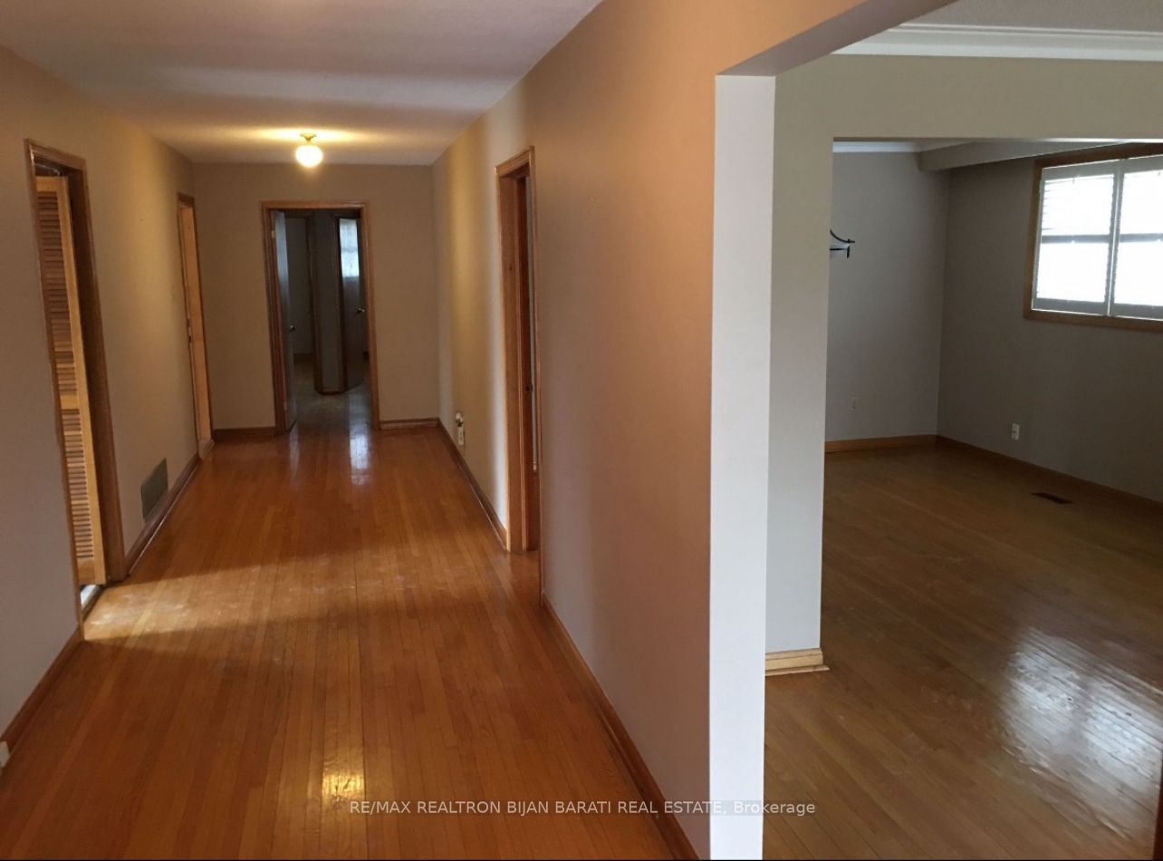 473 Hounslow Ave