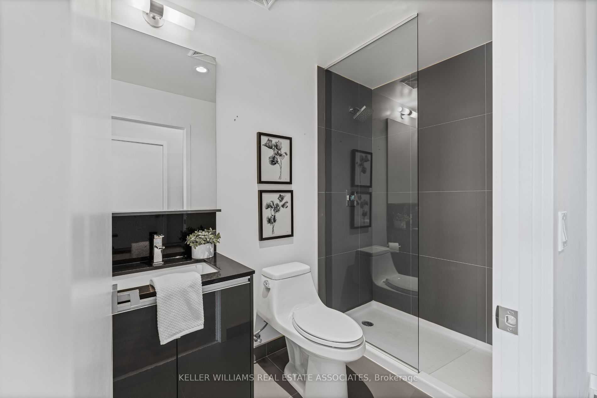 20 Minowan Miikan Lane, #712