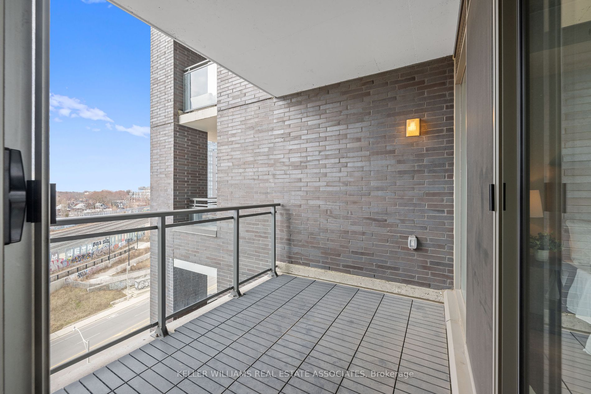 20 Minowan Miikan Lane, #712