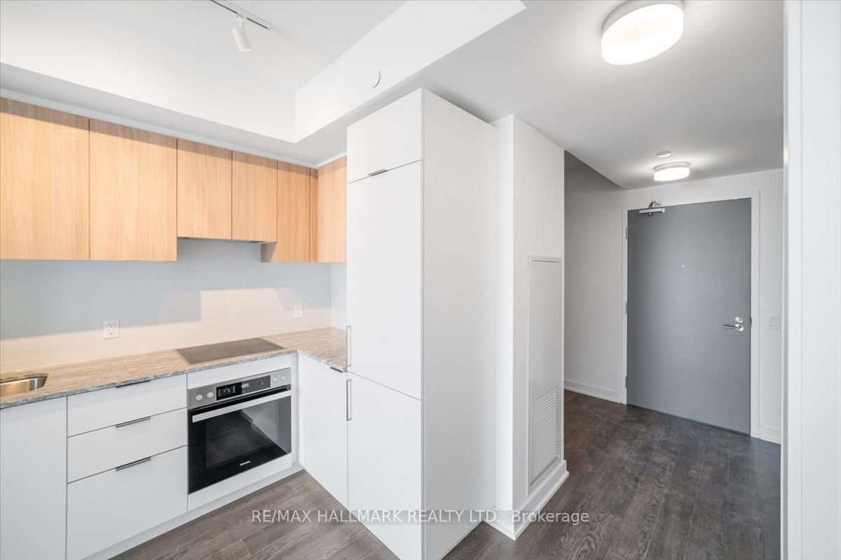50 O'neill Rd, #2903
