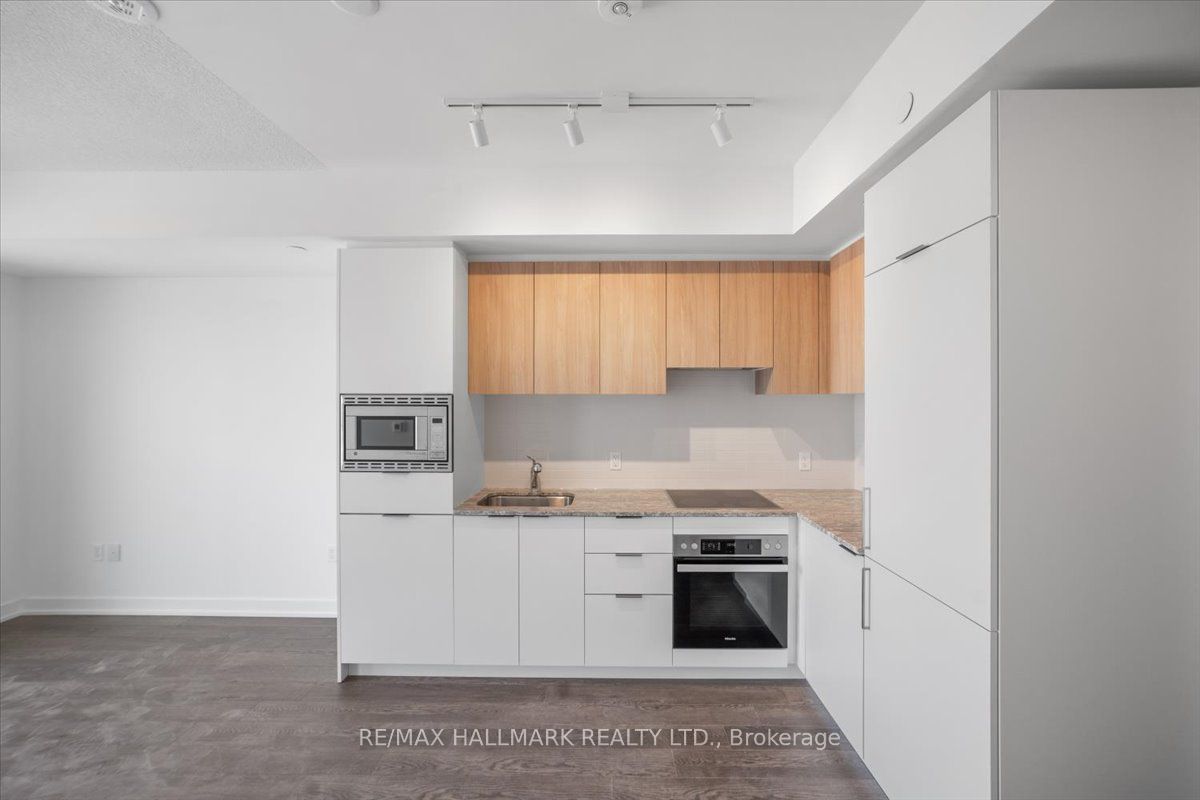 50 O'neill Rd, #2903