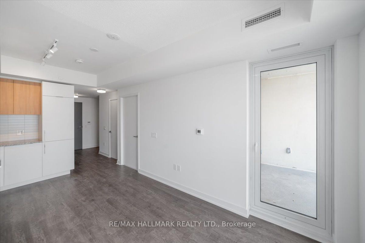 50 O'neill Rd, #2903