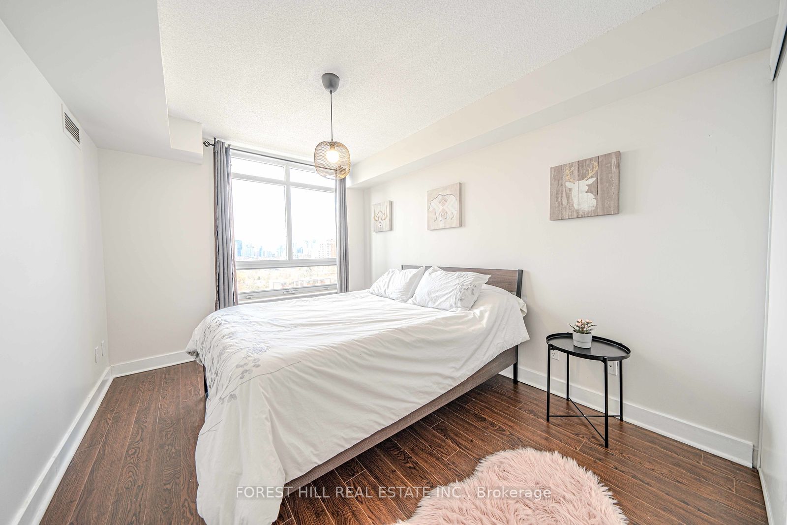 18 Kenaston Gdns, #1010