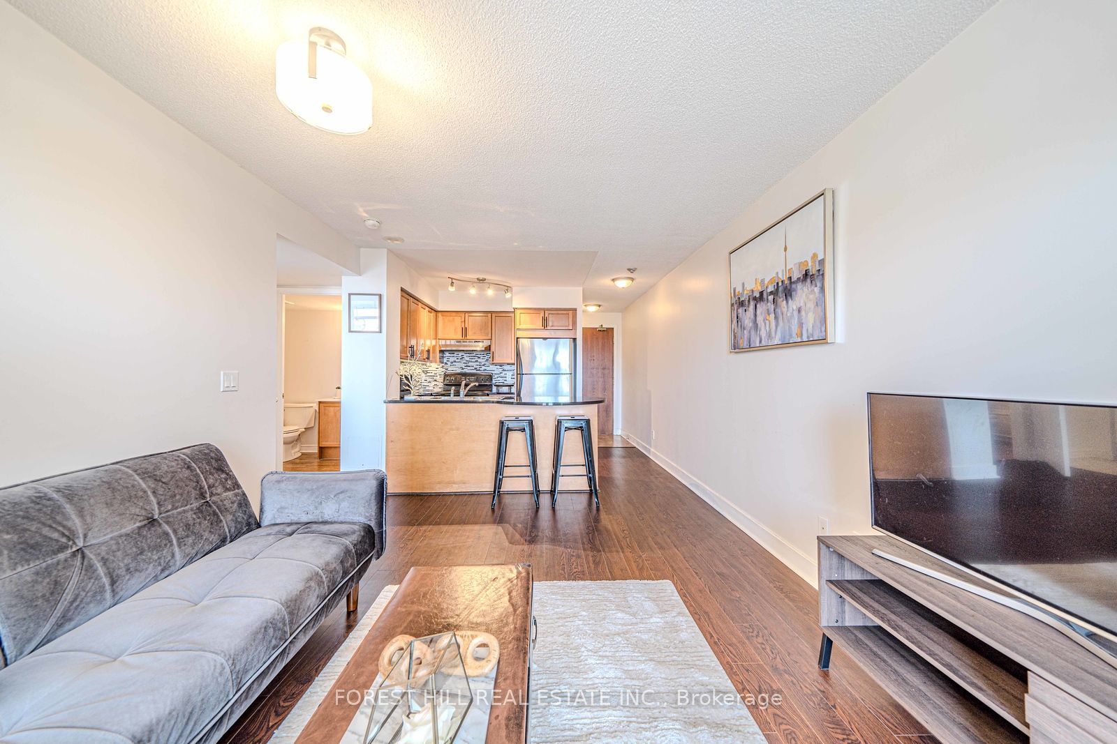 18 Kenaston Gdns, #1010