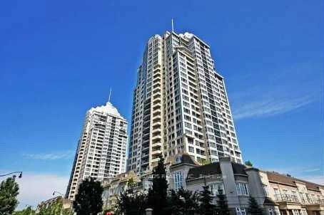 1 Rean Dr, #402