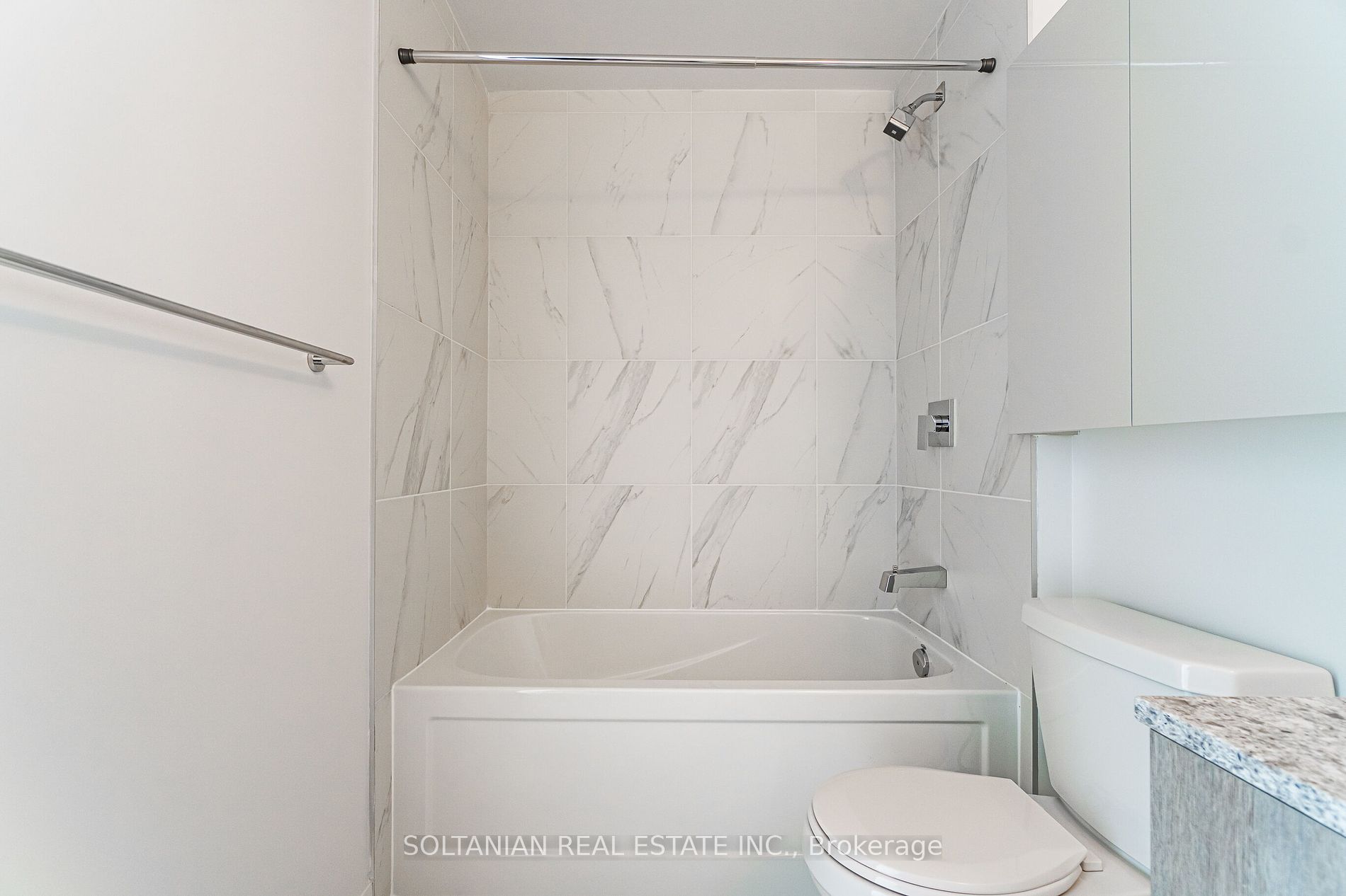 31 Tippett Rd, #728