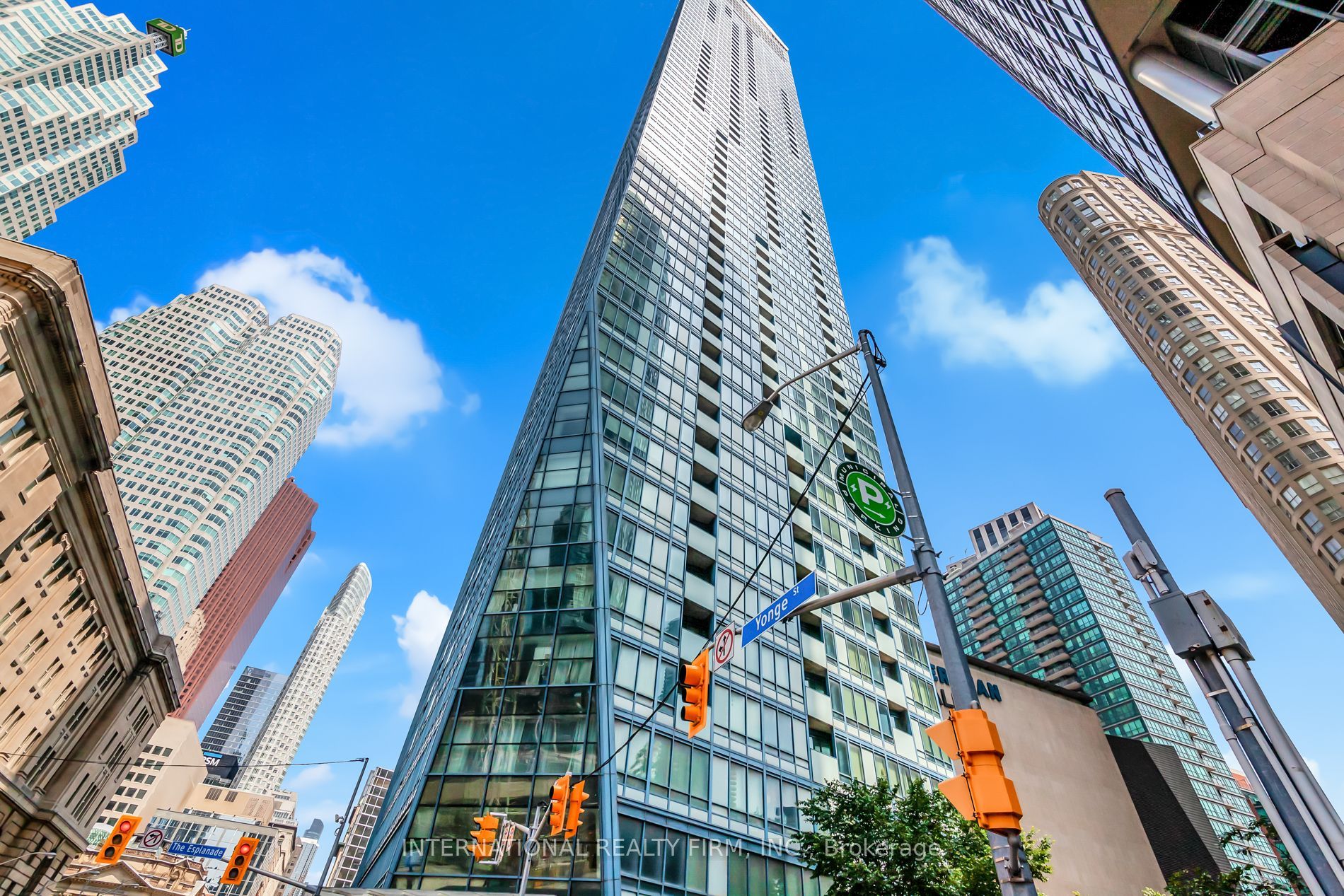 8 The Esplanade Ave, #2302