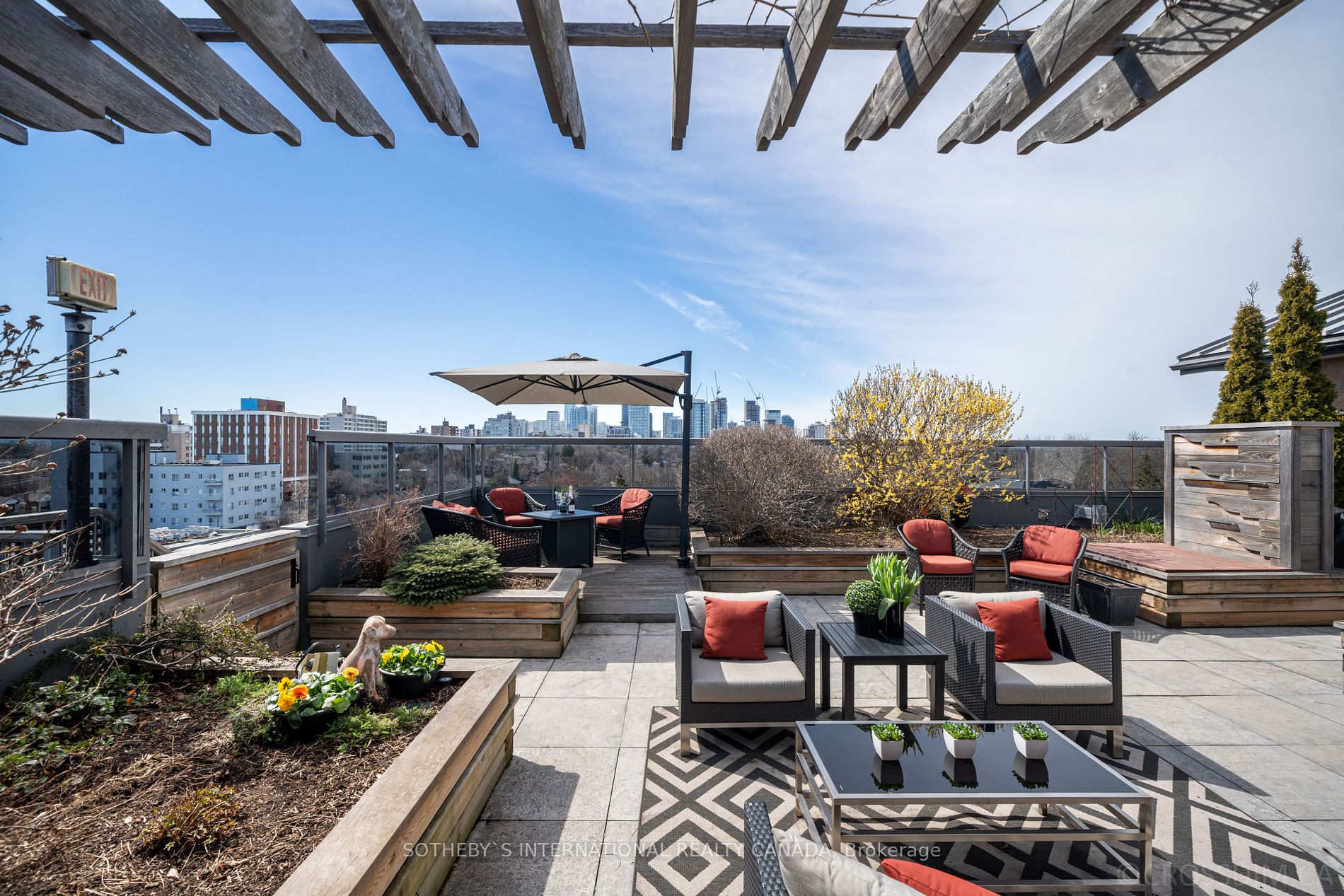 1818 Bayview Avenue #706