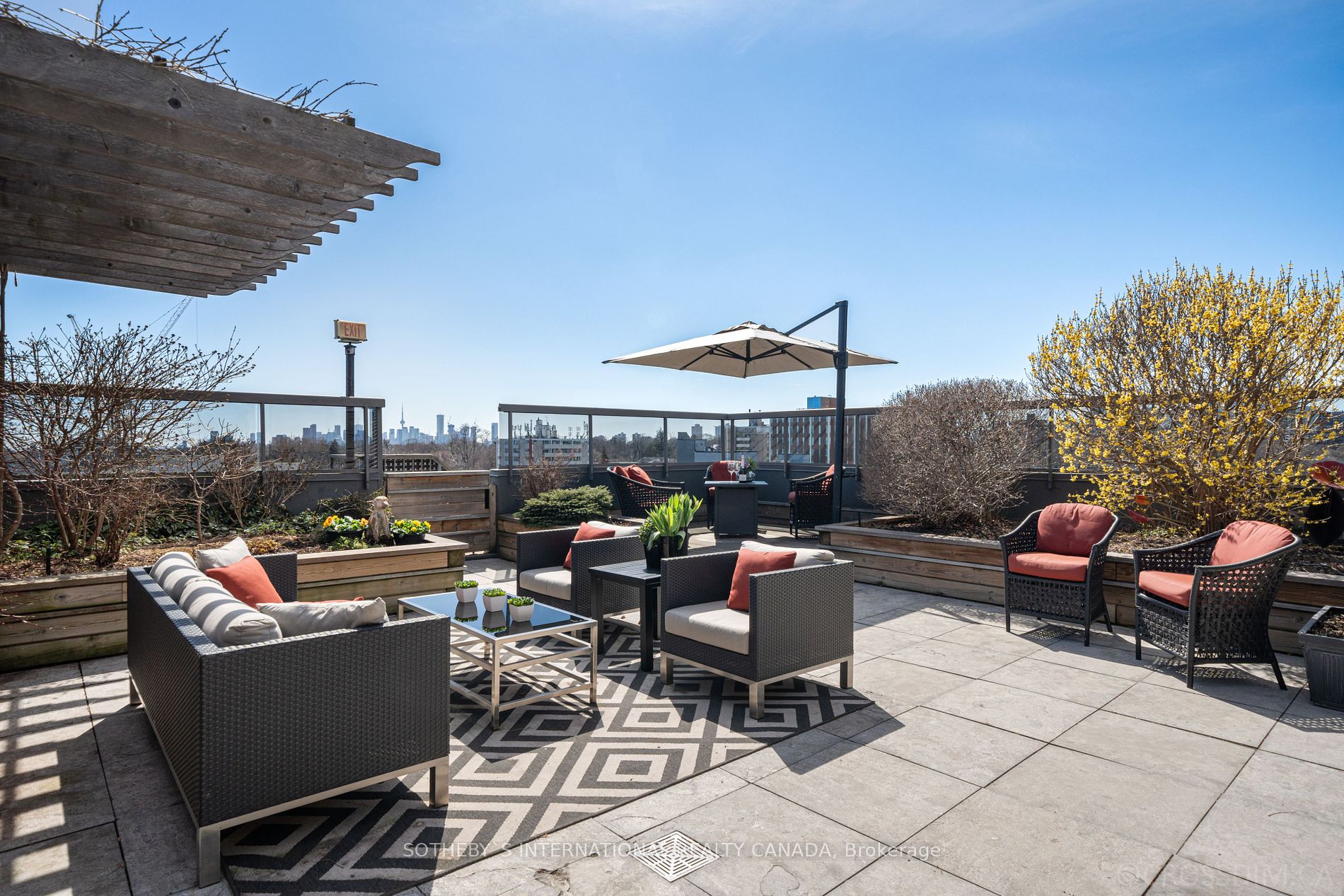 1818 Bayview Avenue #706