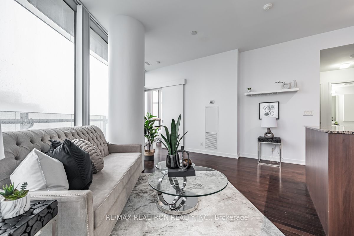 12 York St, #3002
