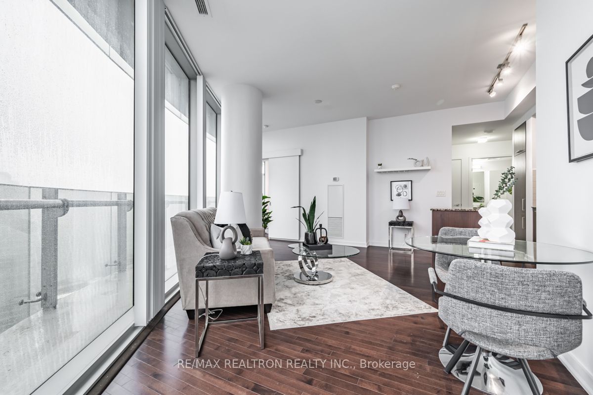 12 York St, #3002