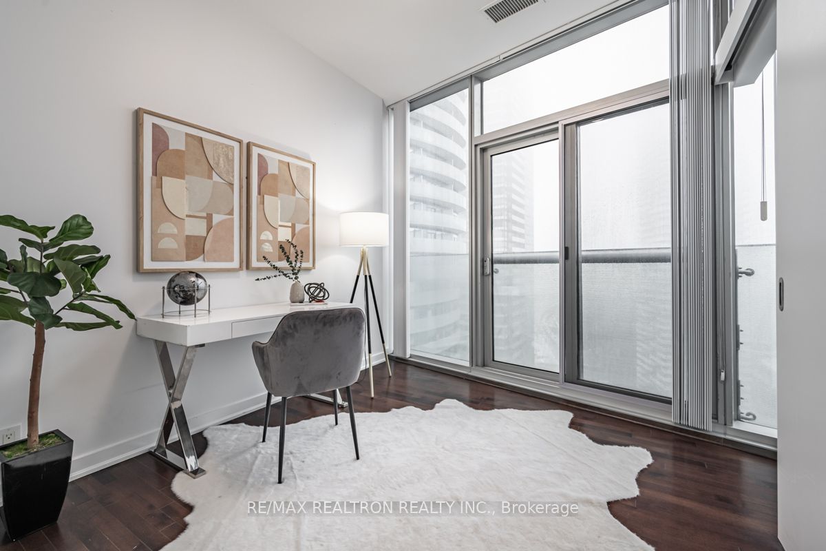 12 York St, #3002