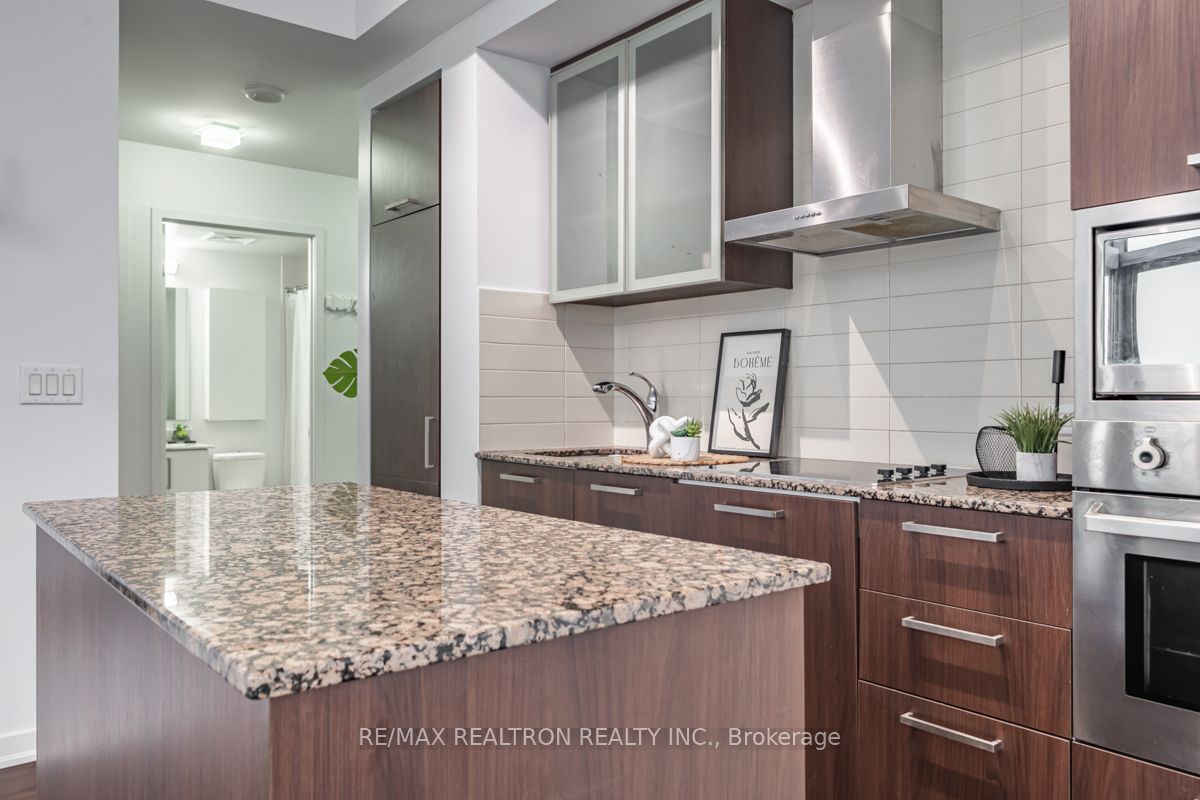 12 York St, #3002