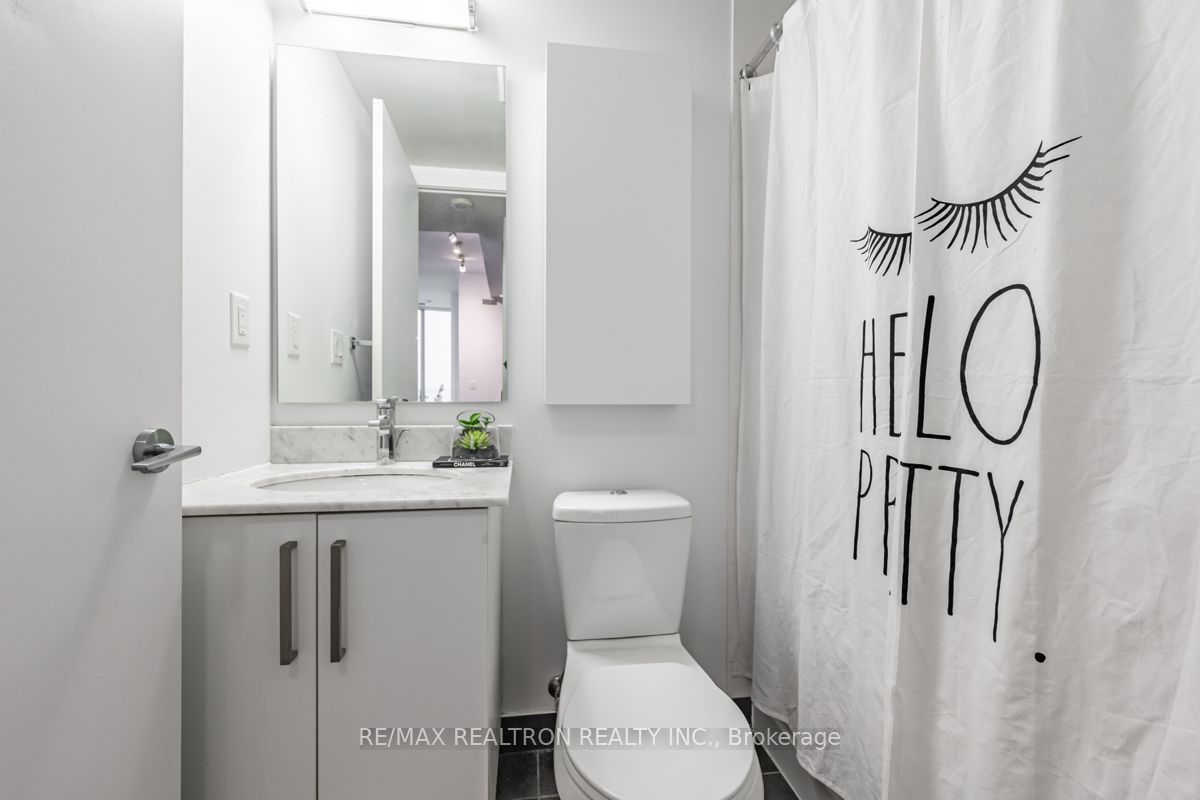 12 York St, #3002