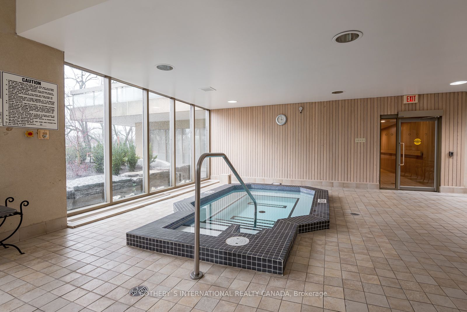 61 St Clair Ave W, #1504