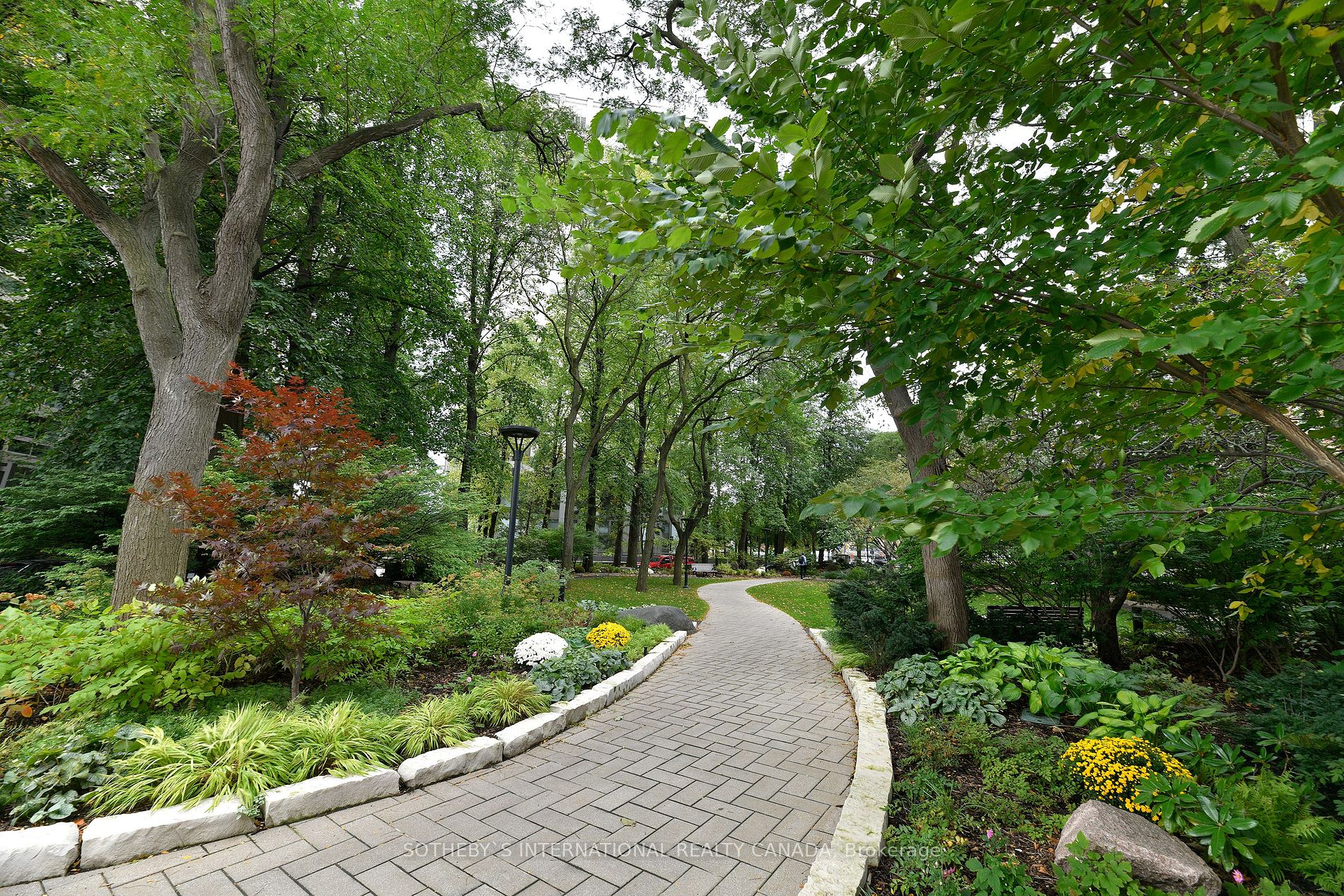 61 St Clair Ave W, #1504