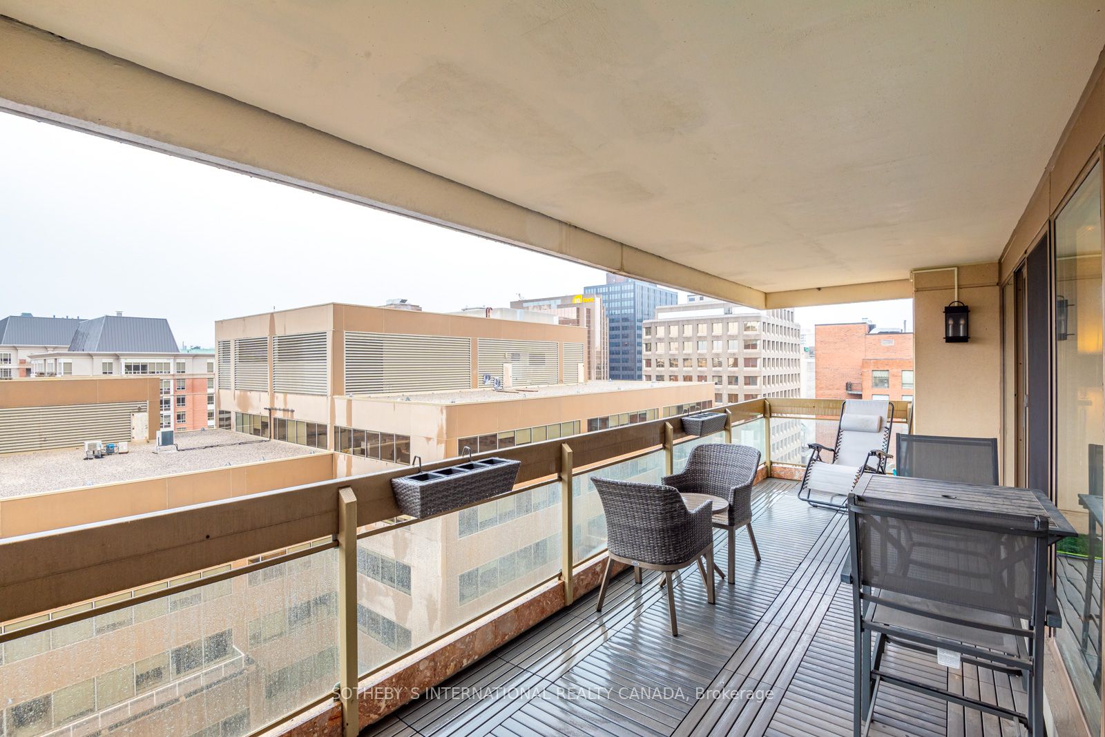 61 St Clair Ave W, #1504