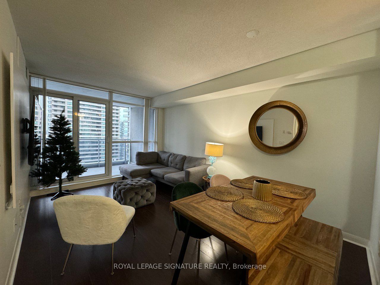 4968 Yonge St, #1708