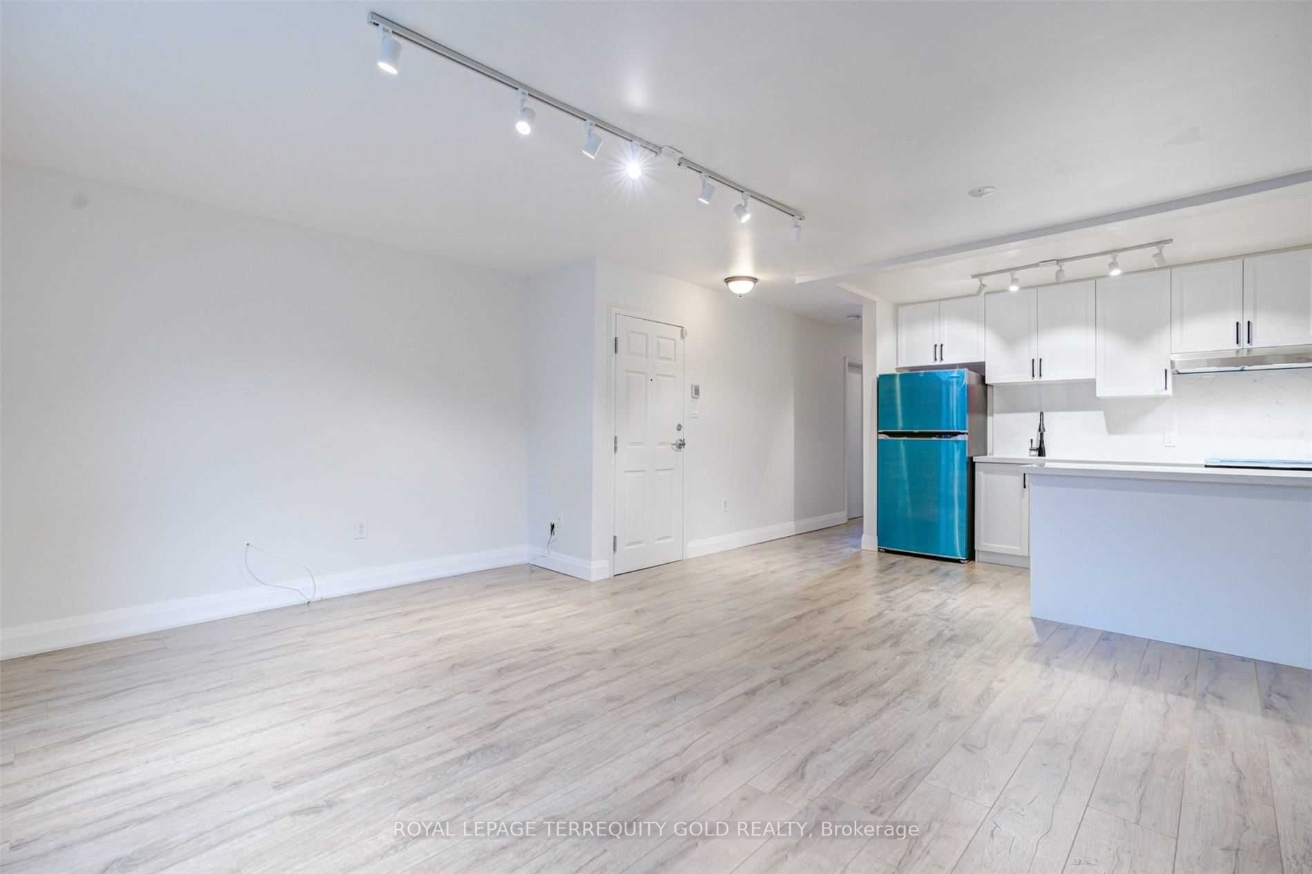 41 Summerhill Avenue #1
