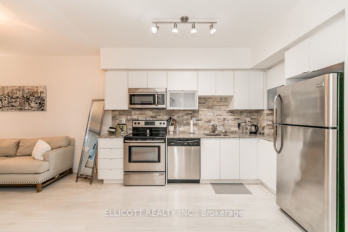 59 East Liberty St, #1006