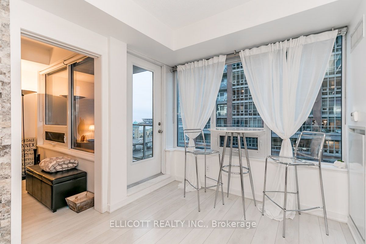 59 East Liberty St, #1006