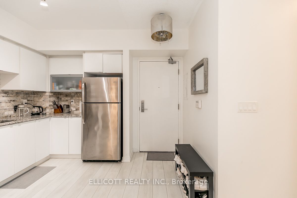 59 East Liberty St, #1006