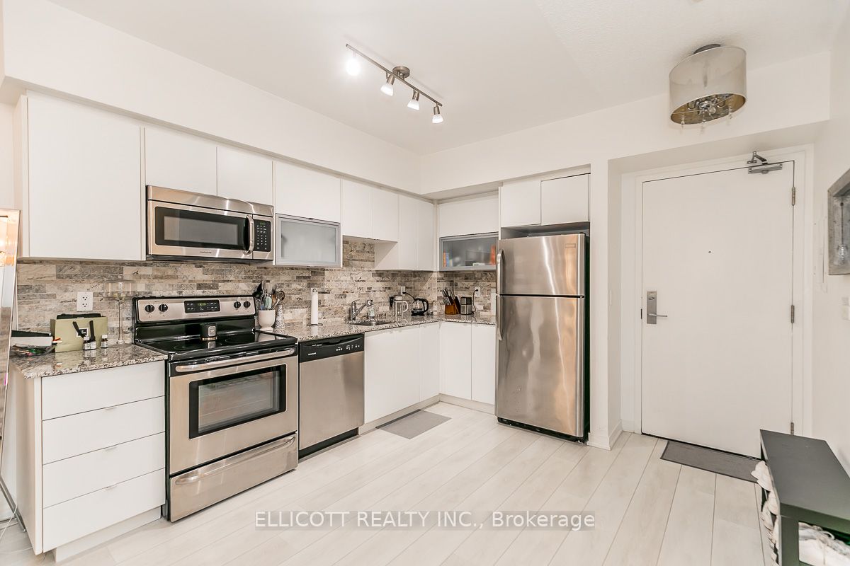 59 East Liberty St, #1006