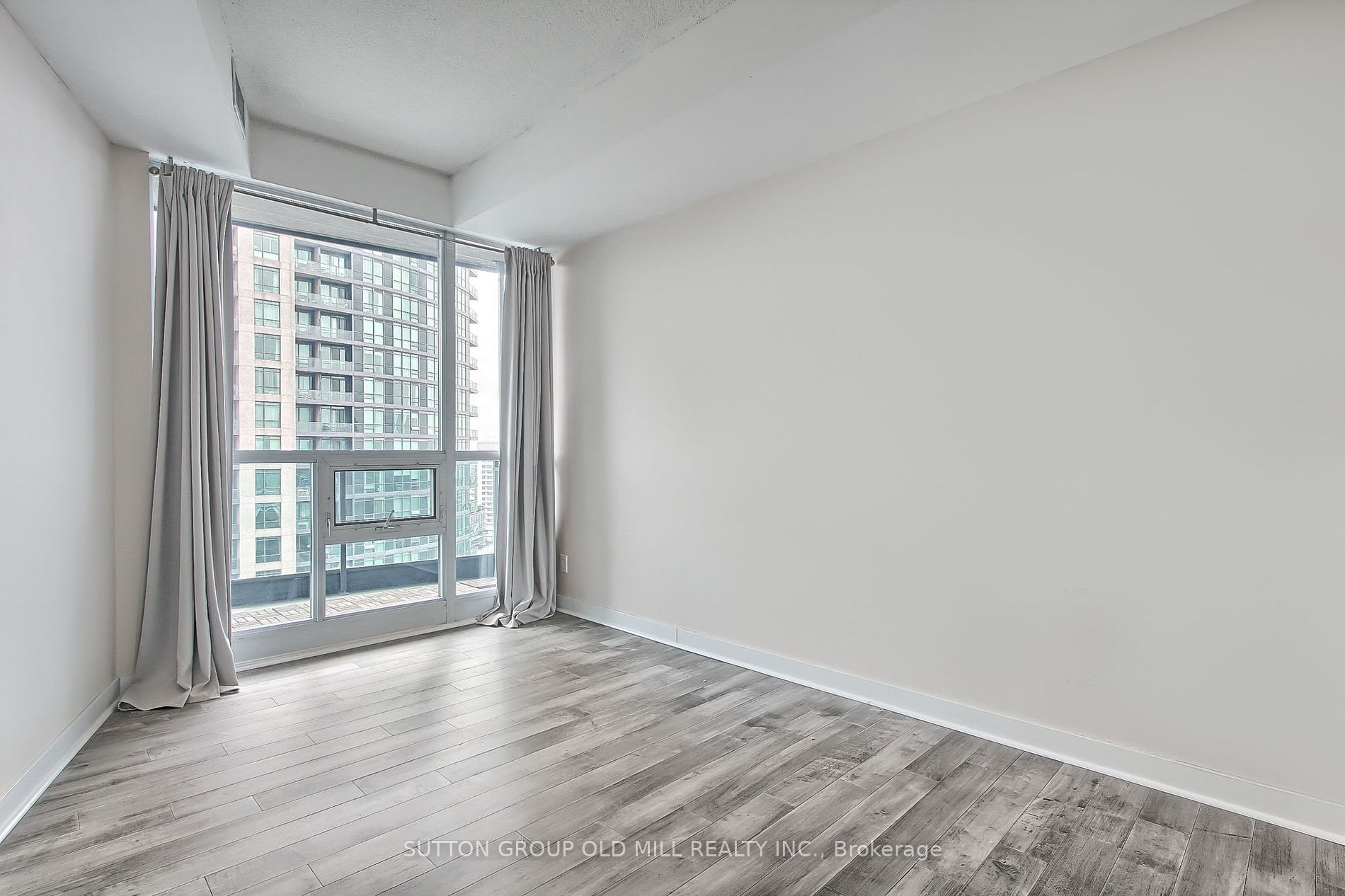 219 Fort York Blvd, #2605